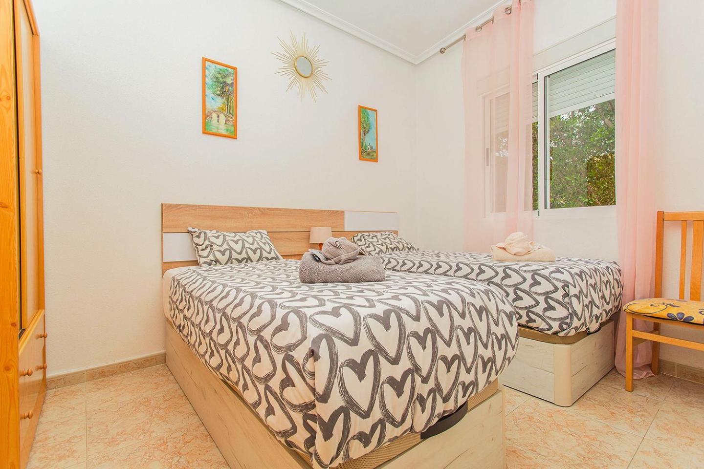 113 Beach And Trees - Alicante Holiday Торевьиа Экстерьер фото