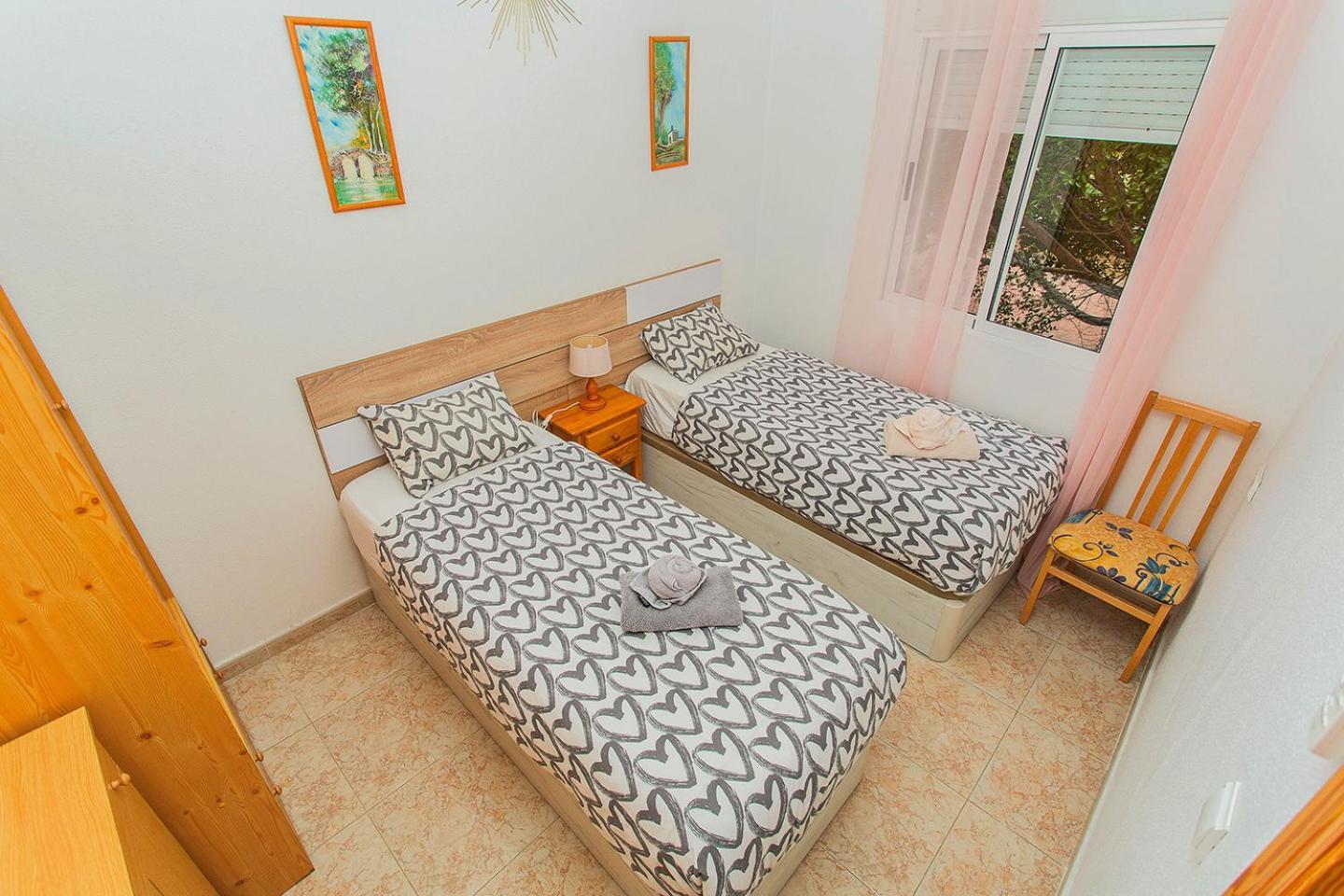 113 Beach And Trees - Alicante Holiday Торевьиа Экстерьер фото